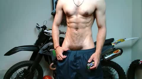 ash_wingrant online show from October 1, 8:59 pm