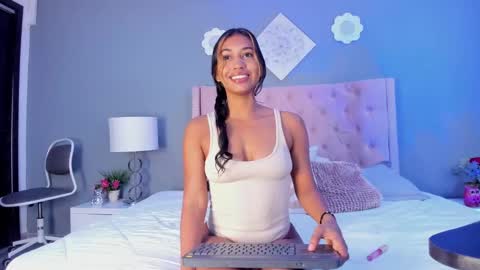 ashanty_malcom online show from March 2, 2:32 pm
