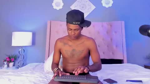 ashanty_malcom online show from March 2, 8:40 pm