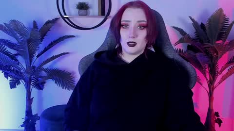 AshleyAshe  online show from December 15, 8:25 pm