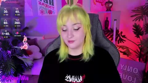 AshleyAshe  online show from September 28, 2:17 am