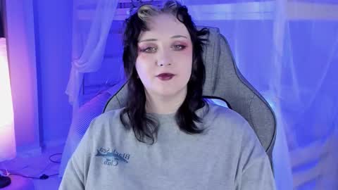 Snapshot of asheluck chatting on November 28, 11:07 pm AshleyAshe online show from November 28, 11:07 pm