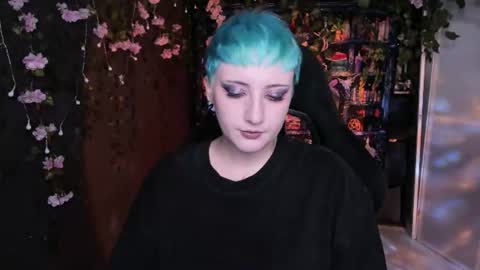 Snapshot of asheluck chatting on July 16, 5:57 am AshleyAshe online show from July 16, 5:57 am