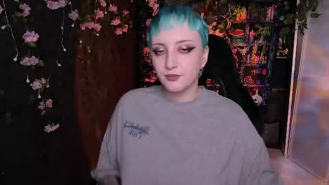 Snapshot of asheluck chatting on July 17, 4:41 am AshleyAshe online show from July 17, 4:41 am