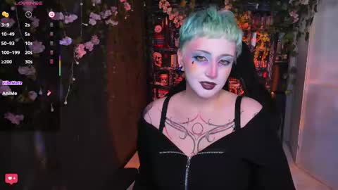 Snapshot of asheluck chatting on July 28, 2:51 am AshleyAshe online show from July 28, 2:51 am