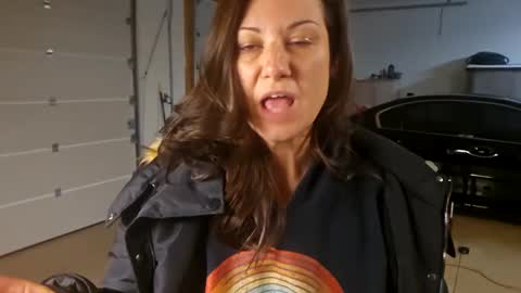 Snapshot of ashelynngrey1986 chatting on December 4, 3:37 am Ashelynn Grey online show from December 4, 3:37 am