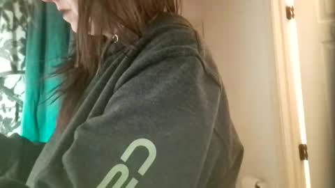 Snapshot of ashelynngrey1986 chatting on February 9, 6:54 am Ashelynn Grey online show from February 9, 6:54 am