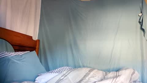 Snapshot of ashelynngrey1986 chatting on October 22, 1:44 pm Ashelynn Grey online show from October 22, 1:44 pm