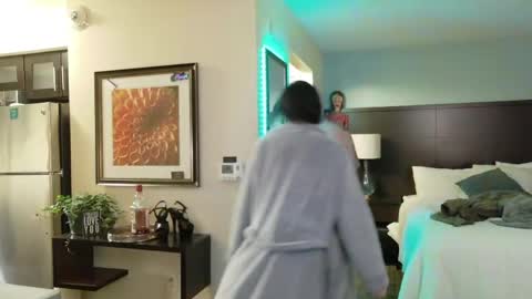 Snapshot of ashelynngrey1986 chatting on April 4, 2:21 am Ashelynn Grey online show from April 4, 2:21 am