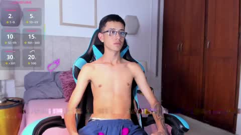   Asher  online show from April 23, 8:55 pm