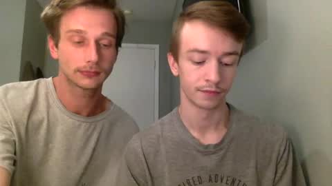 Snapshot of ashingwest97 chatting on July 9, 4:05 am Ashing online show from July 9, 4:05 am