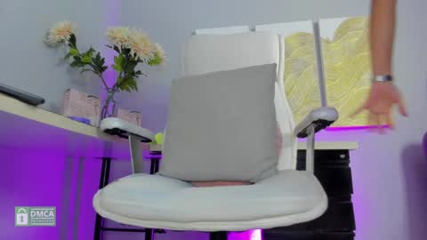 Ashley online show from December 15, 10:28 am