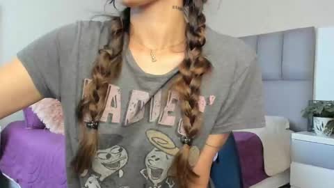 Carolina  online show from December 30, 10:01 pm