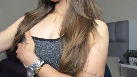 Carolina  online show from January 17, 12:20 am