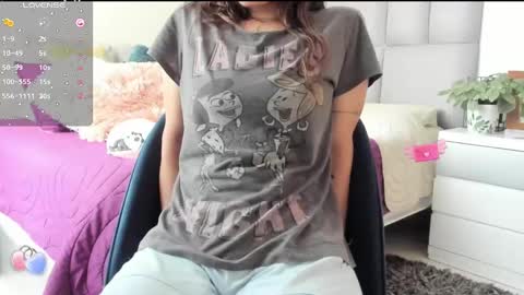 Carolina  online show from February 9, 4:40 pm