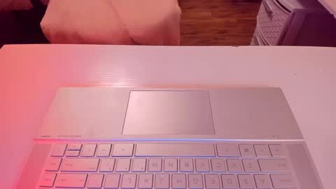 Snapshot of ashley_57 chatting on December 13, 11:13 am Ashley online show from December 13, 11:13 am