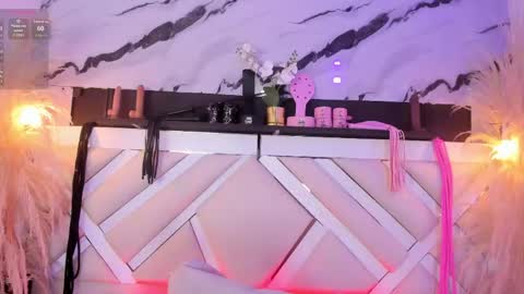 ashley_7777 online show from April 15, 1:40 pm