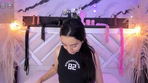Snapshot of ashley_7777 chatting on April 24, 1:35 pm ashley_7777 online show from April 24, 1:35 pm
