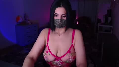 Snapshot of ashley__cooper__ chatting on December 6, 4:58 am   Yasmina   online show from December 6, 4:58 am