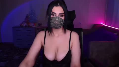 Snapshot of ashley__cooper__ chatting on January 22, 6:20 am   Yasmina   online show from January 22, 6:20 am