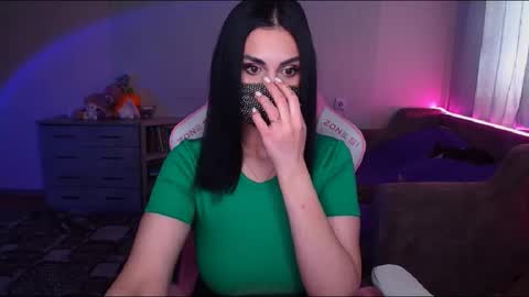 Snapshot of ashley__cooper__ chatting on February 24, 3:55 am   Yasmina   online show from February 24, 3:55 am