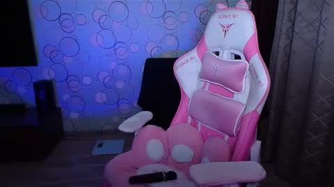 Snapshot of ashley__cooper__ chatting on October 30, 2:35 am   Yasmina   online show from October 30, 2:35 am