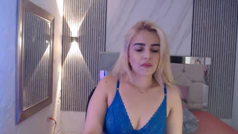 ashley__tylor online show from March 5, 10:39 pm