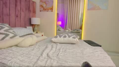 ashley_beaomunt online show from February 18, 5:53 pm