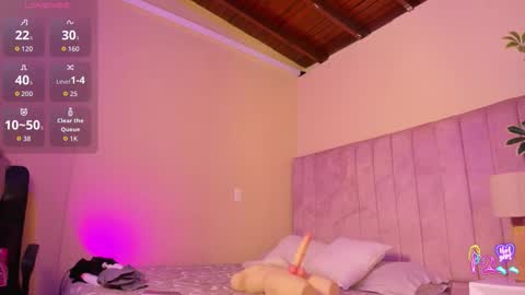 ashley_beaomunt online show from March 25, 11:38 am