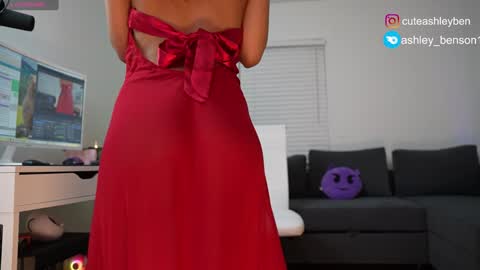 ashley  online show from December 30, 2:42 am