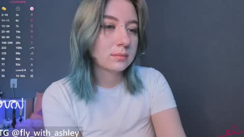 Snapshot of ashley_fly chatting on November 30, 5:44 am ashley_fly online show from November 30, 5:44 am