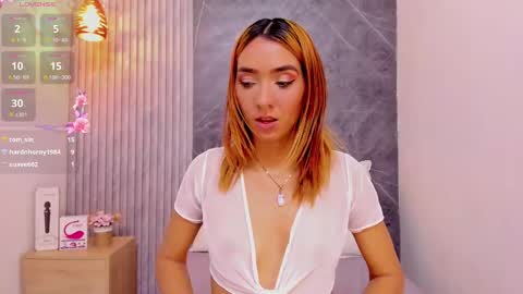 Snapshot of ashley_miller26 chatting on December 20, 2:19 am ashley_miller26 online show from December 20, 2:19 am