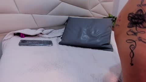 Snapshot of ashley_miller26 chatting on February 18, 5:42 pm ashley_miller26 online show from February 18, 5:42 pm