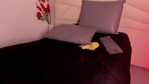 Snapshot of ashley_miller26 chatting on February 22, 5:46 pm ashley_miller26 online show from February 22, 5:46 pm