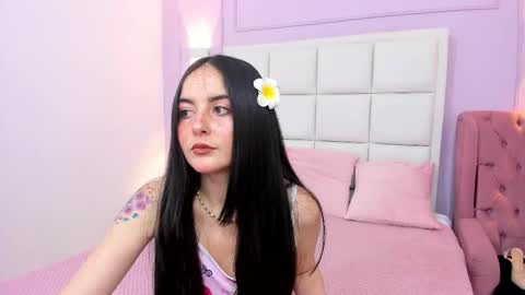 ashley_petit online show from December 22, 12:24 pm