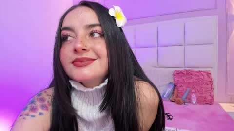 ashley_petit online show from February 5, 12:21 pm