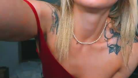 Snapshot of ashley_urban chatting on July 30, 2:21 am Ashley online show from July 30, 2:21 am