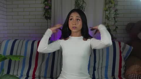 ashley_winhouse online show from October 4, 6:33 am