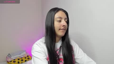 Snapshot of ashleybazan1 chatting on October 27, 8:35 pm Ashley online show from October 27, 8:35 pm