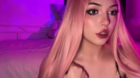 Snapshot of ashleycat9 chatting on July 10, 5:59 pm Ashlee Boox online show from July 10, 5:59 pm