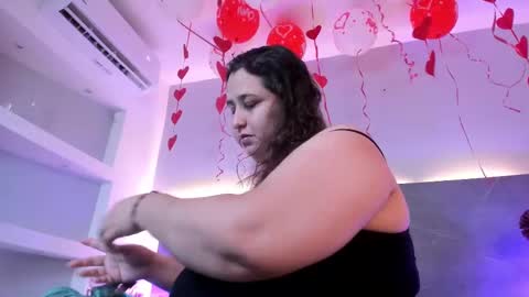 Snapshot of ashleydavis_ chatting on February 12, 7:56 pm ASHLEY online show from February 12, 7:56 pm