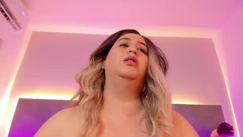 Snapshot of ashleydavis_ chatting on March 5, 4:24 am ASHLEY online show from March 5, 4:24 am