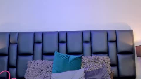 AshleyHill online show from March 10, 7:10 am