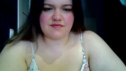 Snapshot of ashleyrosee_ chatting on June 4, 7:36 am Anite online show from June 4, 7:36 am