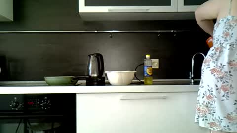 Snapshot of ashleyrosee_ chatting on July 13, 11:24 am Anite online show from July 13, 11:24 am