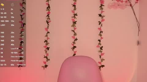 dahiana online show from April 18, 1:48 pm