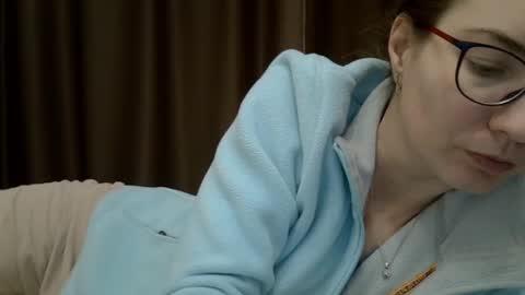 Ashley online show from December 16, 6:43 am