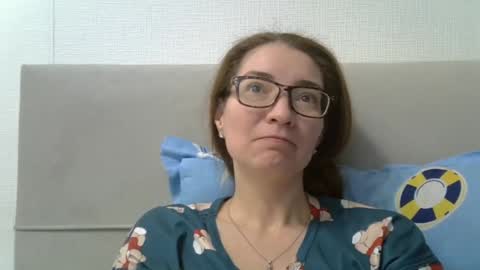 Ashley online show from February 12, 7:44 am