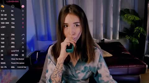 Ashley online show from November 23, 1:22 pm