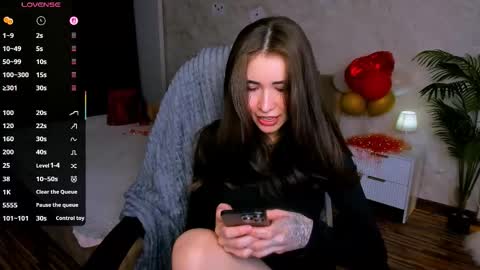 Ashley online show from February 24, 1:20 pm